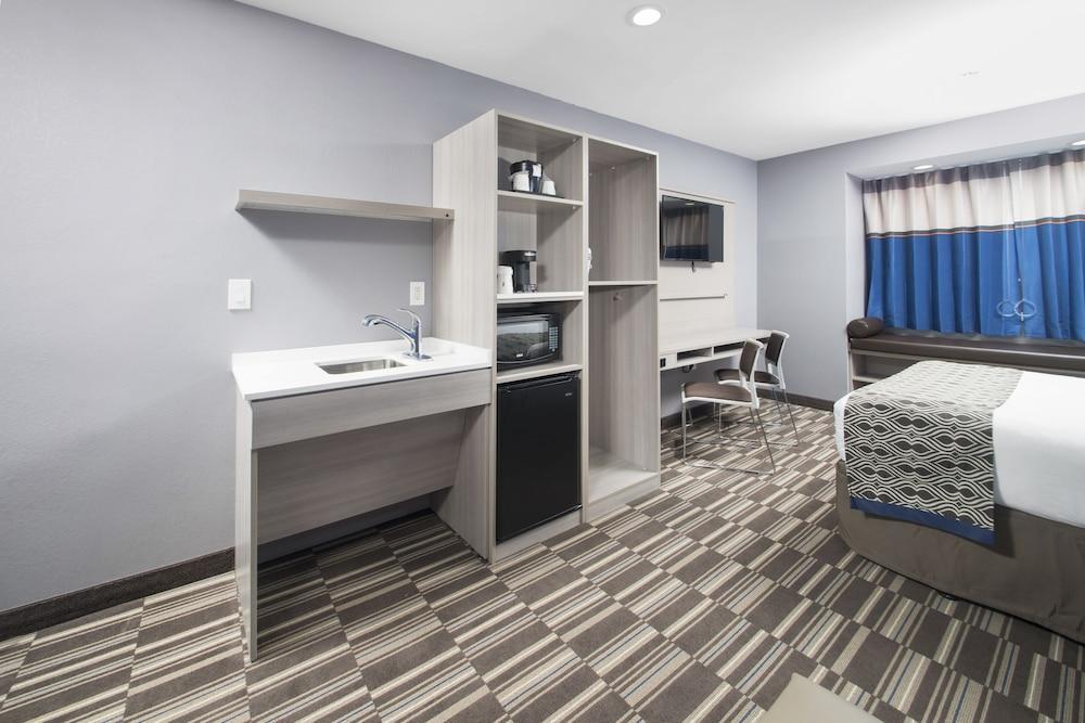 Microtel Inn & Suites By Wyndham Bethel/Danbury Kültér fotó