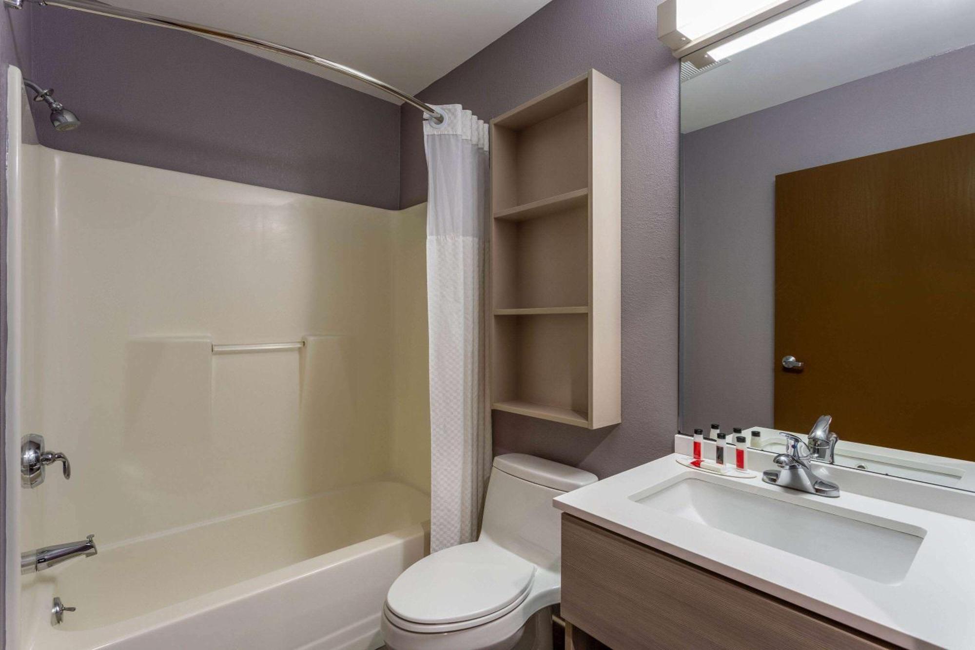 Microtel Inn & Suites By Wyndham Bethel/Danbury Kültér fotó