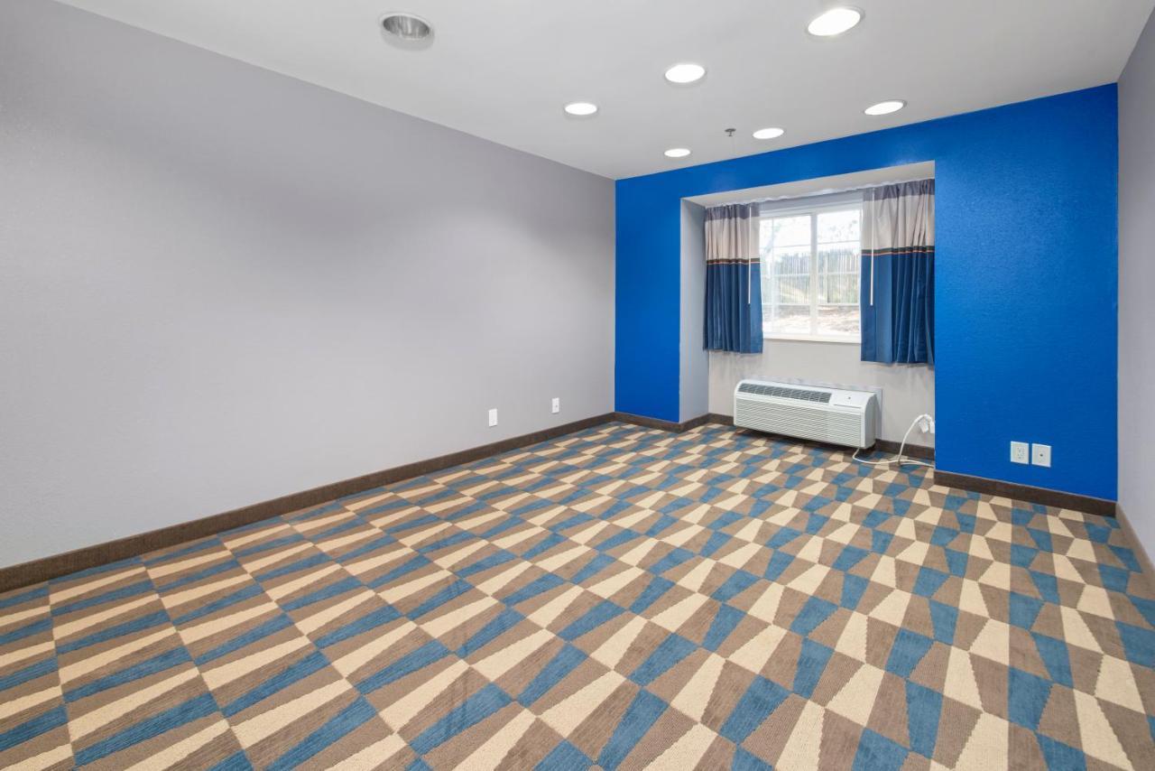 Microtel Inn & Suites By Wyndham Bethel/Danbury Kültér fotó
