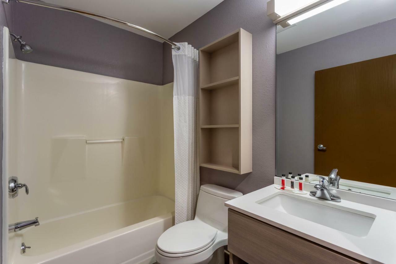 Microtel Inn & Suites By Wyndham Bethel/Danbury Kültér fotó